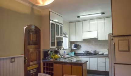Casa com 3 quartos à venda na Vila Irmãos Arnoni, São Paulo , 210 m2 por R$ 1.270.000