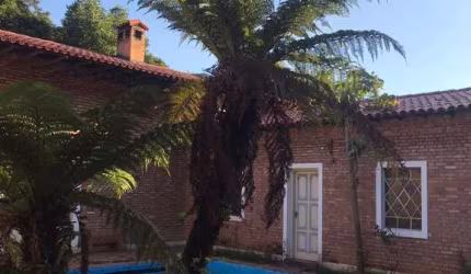 Casa comercial com 2 salas para alugar na Vila Irmãos Arnoni, São Paulo  por R$ 8.000