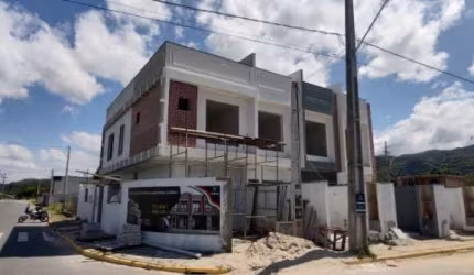 SOBRADOS TRIPLEX EM ITAPEMA, COM 02 E 03 DORMS!!!