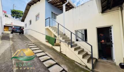 Oportunidade! Casa á venda em Terra Preta- Jardim São Francisco