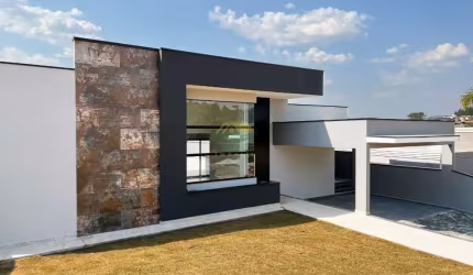 Casa á venda no condomínio Shamballa localizado em Atibaia/SP