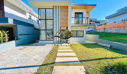 Casa em condomínio à venda em Atibaia SP