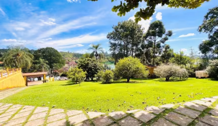 Excelente Chácara em Condomínio na Cidade de Piracaia -SP!