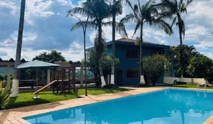 Chácara à venda com 1.468,48 mts² em Mairiporã/SP!