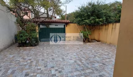 Bela casa 2 dormitórios 6 vagas e um amplo quintal na Vila Formosa