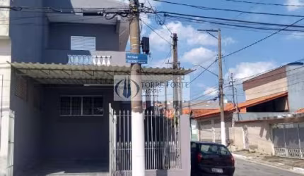 Sobrado 2 dormitórios 2 vagas na Vila Alpina