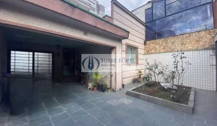 Bela casa 3 dormitórios 2 banheiros e 5 vagas no Tatuapé