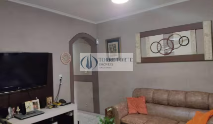 Bela casa 2 dormitórios 2 banheiros e 2 vagas na Vila Matilde