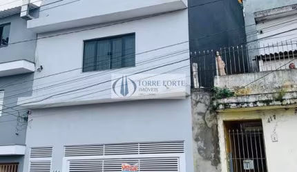 Lindo Sobrado 3 dormitórios 2 vagas