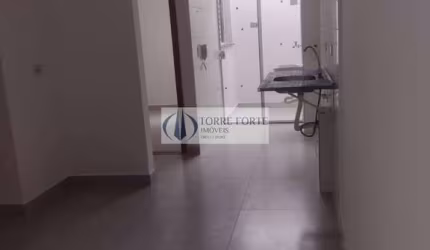 Apartamento 2 dormitíros e varanda na Chácara California