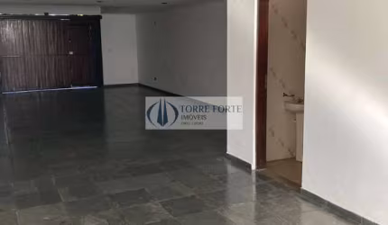 Lindo sobrado 3 dormitorios,1 suíte, 5 vagas com uma edícula nos fundos