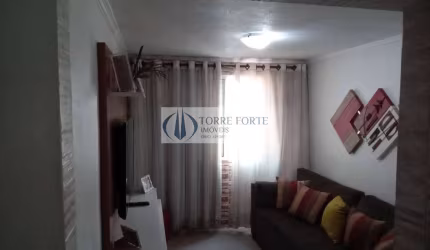 Lindo Apartamento com 2 dormitórios, 1 suíte, 1 vaga, São João Climaco