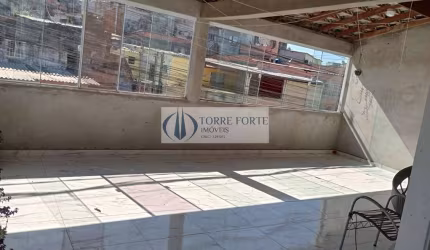 Lindo sobrado com 3 dormitórios e 2 vagas em Itaquaquecetuba