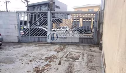 Casa Térrea 4 dormitórios 6 vagas na Vila Bancária