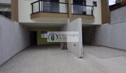 Linda casa com 3 dormitórios e 4 vagas em Santo André