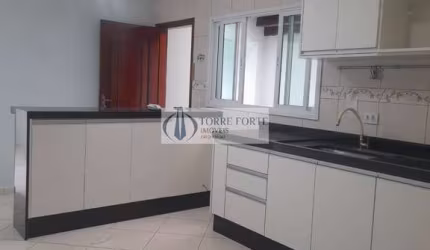 Lindo sobrado  3 dormitórios, 1 suíte com 3 vagas