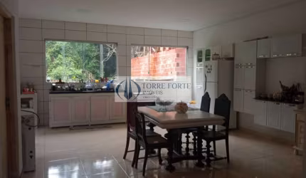 Casa assobradada 3 dormitórios 5 banheiros e 10 vagas  Santana do Parnaiba