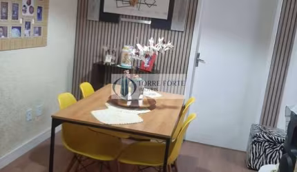 Apartamento com 2 dormitorios 1 vaga rotativa no Jardim Vila Formosa.