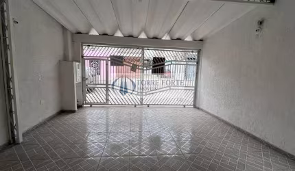 Casa Terrea com 3 dormitorios 1 suite 2 vagas coberta no Jardim dos Ipes.