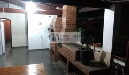 Lindo Sobrado 2 dormitórios , 1 suíte, 3 vagas com área gourmet