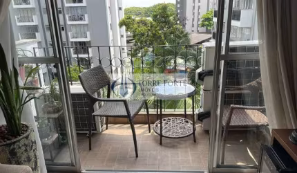 Excelente Apartamento com 2 dormitórios e Varanda no Tatuapé