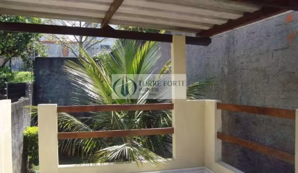 Linda casa 1 dormitório 2 vagas na Vila Ema