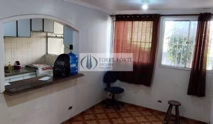 Apartamento com 2 dormitórios no Cangaíba 