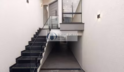 Sobrado Novo com 3 dormitorios 1 suite 5 vagas  na Vila Santa Isabel.