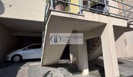 Lindo sobrado 3 dormitórios, 1 suíte 3 vagas em condomínio