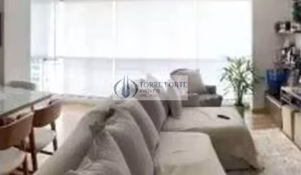Lindo apartamento de 2 dormitórios, varanda gourmet, 2 vagas em Santo Amaro