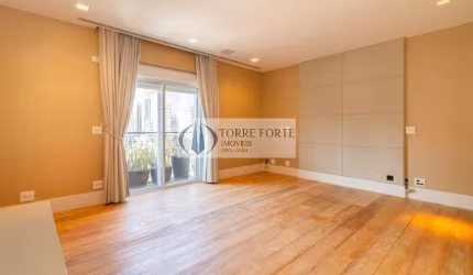 Lindo apartamento com 2 dormitórios, sacada e 6 vagas no Itaim Bibi
