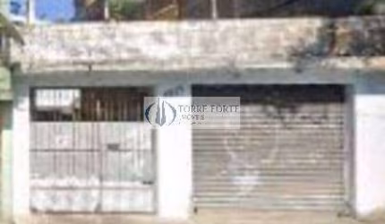 Casa individual com 2 dormitorios 2 vagas de garagem em Itaquera