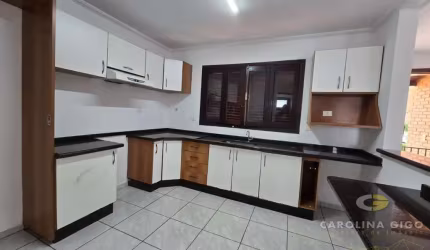 Casa em Condomínio para Venda em Londrina, Gleba Fazenda Palhano, 4 dormitórios, 1 suíte, 3 banheiros