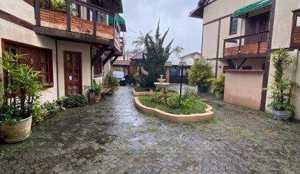 ENSEADA - VENDA - RESIDÊNCIA DE LUXO: SUÍTE PRIVATIVA, CHURRASQUEIRA E CONDOMÍNIO FECHADO NO GUARUJÁ!