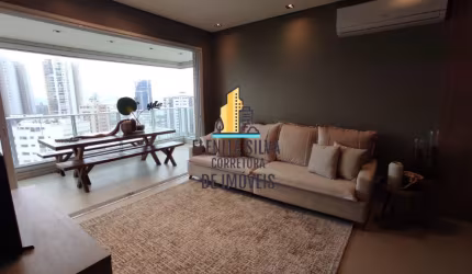 **PONTA DA PRAIA – 2 DORM – FINAMENTE DECORADO – LAZER – PRÓXIMO AO MAR**
