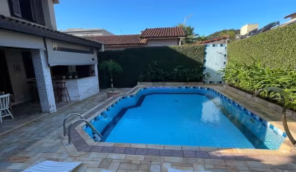 **GUARUJÁ – CASA – VENDA – 4 SUÍTES**