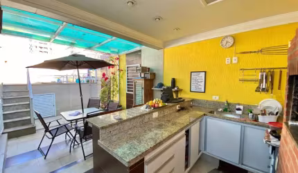 CASA TRIPLEX - TRÊS SUITES - PISCINA - VENDA - EMBARÉ - SANTOS/SP
