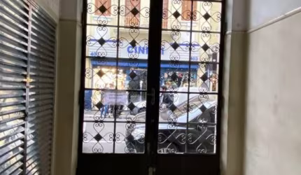 Prédio Inteiro em Santa Ifigênia  -  São Paulo