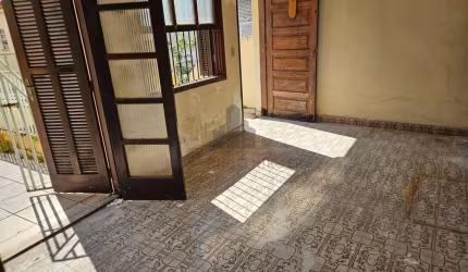 Casa em Água Branca  -  São Paulo