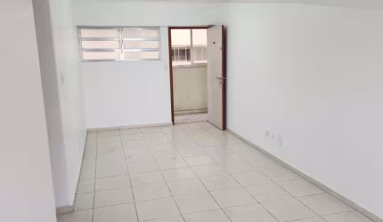 Apartamento em Sumarezinho  -  São Paulo