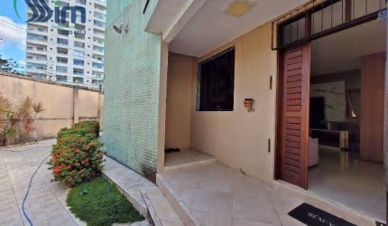 Casa de esquina, com potencial comercial, com 4 suítes à venda, 795 m² por R$ 1.500.000 - Dionisio Torres - Fortaleza/CE