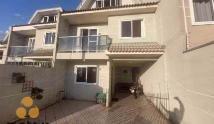 Sobrado com 3 dormitórios à venda, 130 m² por R$ 750.000,00 - Capão Raso - Curitiba/PR