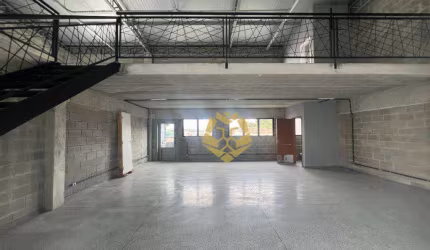 Loja à venda, 300 m² por R$ 1.378.000 - Xaxim - Curitiba/PR – Ideal para Comércio ou Serviços!