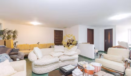 Apartamento com 3 dormitórios à venda, 150 m² por R$ 690.000,00 - Bacacheri - Curitiba/PR