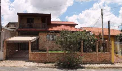 Casa com 4 dormitórios à venda, 190 m² por R$ 750.000,00 - Guabirotuba - Curitiba/PR