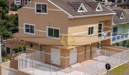 Sobrado com 3 dormitórios à venda, 268 m² por R$ 1.079.000,00 - Tingui - Curitiba/PR