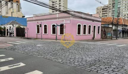 Casa com 2 dormitórios à venda, 343 m² por R$ 2.300.000,00 - São Francisco - Curitiba/PR