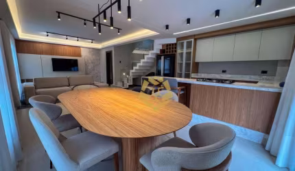 Excelente Casa Mobiliada com 3 dormitórios à venda, 172 m² por R$ 1.698.000 - Santa Felicidade - Curitiba/PR!!