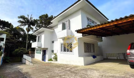 Casa com 3 dormitórios para alugar, 125 m² por R$ 4.600/mês - São Francisco - Curitiba/PR