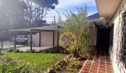 Seu novo lar espera por você no coração do Boa Vista , casa com 6 dormitórios para alugar, com mais de 375 m² por R$ 4.900/mês -Curitiba/PR